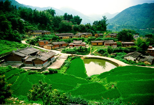 當年革命老區(qū)如今旅遊勝地--永春縣岵山鎮北(běi)溪村(cūn)